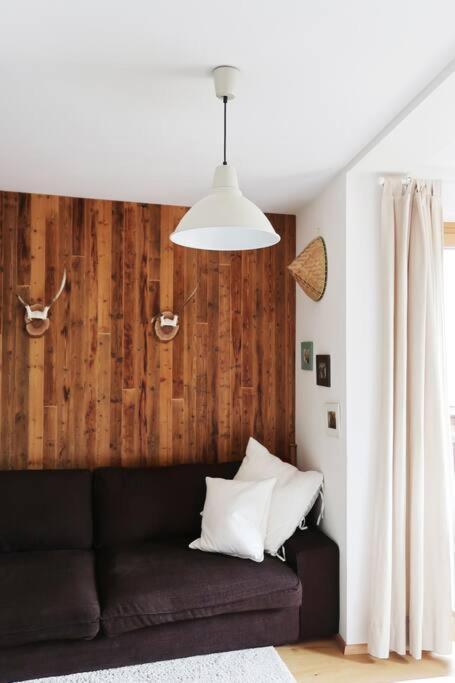Schoene Wohnung, Zentral, Mit Panorama-Aussicht Гросарл Екстериор снимка
