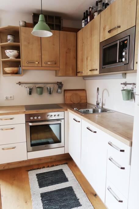 Schoene Wohnung, Zentral, Mit Panorama-Aussicht Гросарл Екстериор снимка